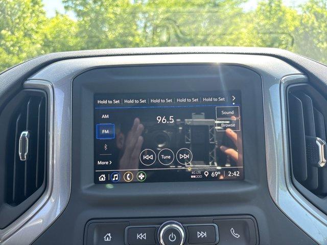 new 2025 Chevrolet Silverado 1500 car, priced at $44,070
