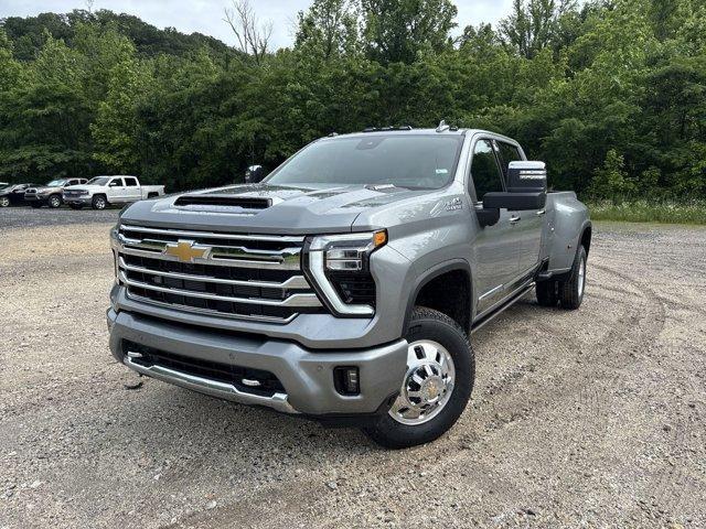 new 2025 Chevrolet Silverado 3500 car, priced at $86,165