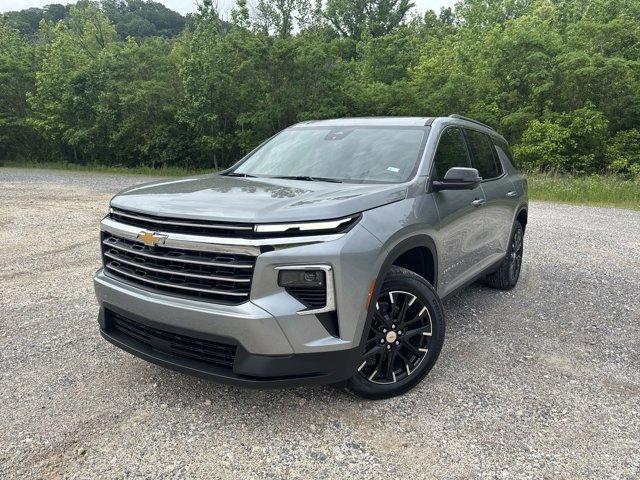new 2025 Chevrolet Traverse car, priced at $43,235