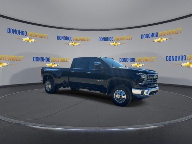 new 2025 Chevrolet Silverado 3500 car, priced at $78,170