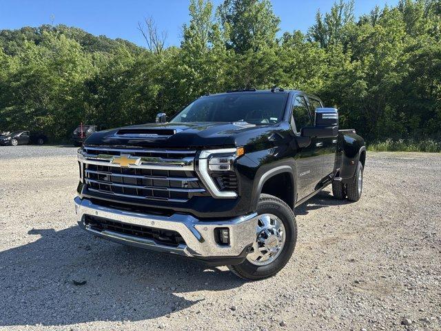 new 2025 Chevrolet Silverado 3500 car, priced at $78,170