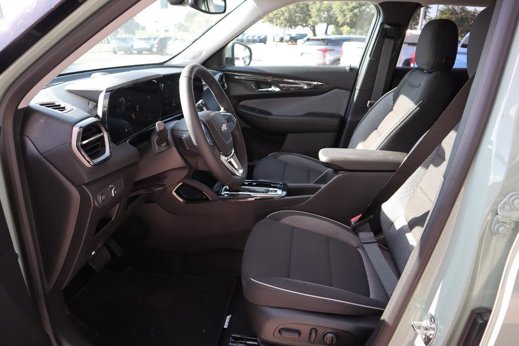 new 2026 Chevrolet TrailBlazer car, priced at $28,670