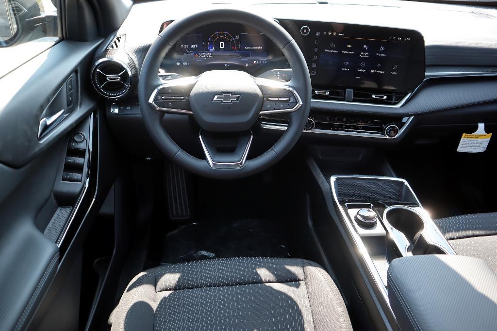 new 2026 Chevrolet Equinox car, priced at $32,485