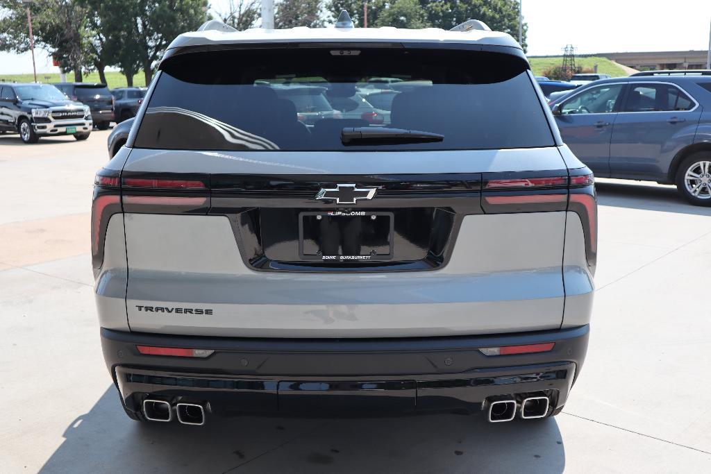 new 2026 Chevrolet Traverse car, priced at $51,140