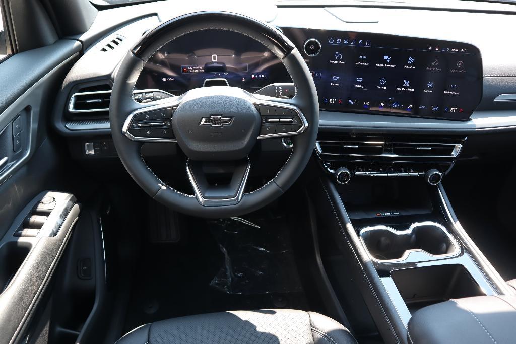 new 2026 Chevrolet Traverse car, priced at $51,140