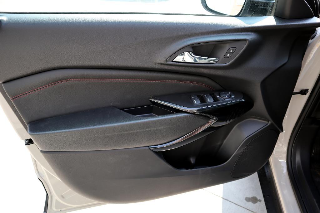 new 2026 Chevrolet Trax car, priced at $28,625