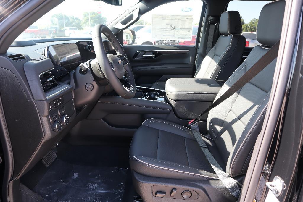 new 2025 Chevrolet Suburban car, priced at $81,795