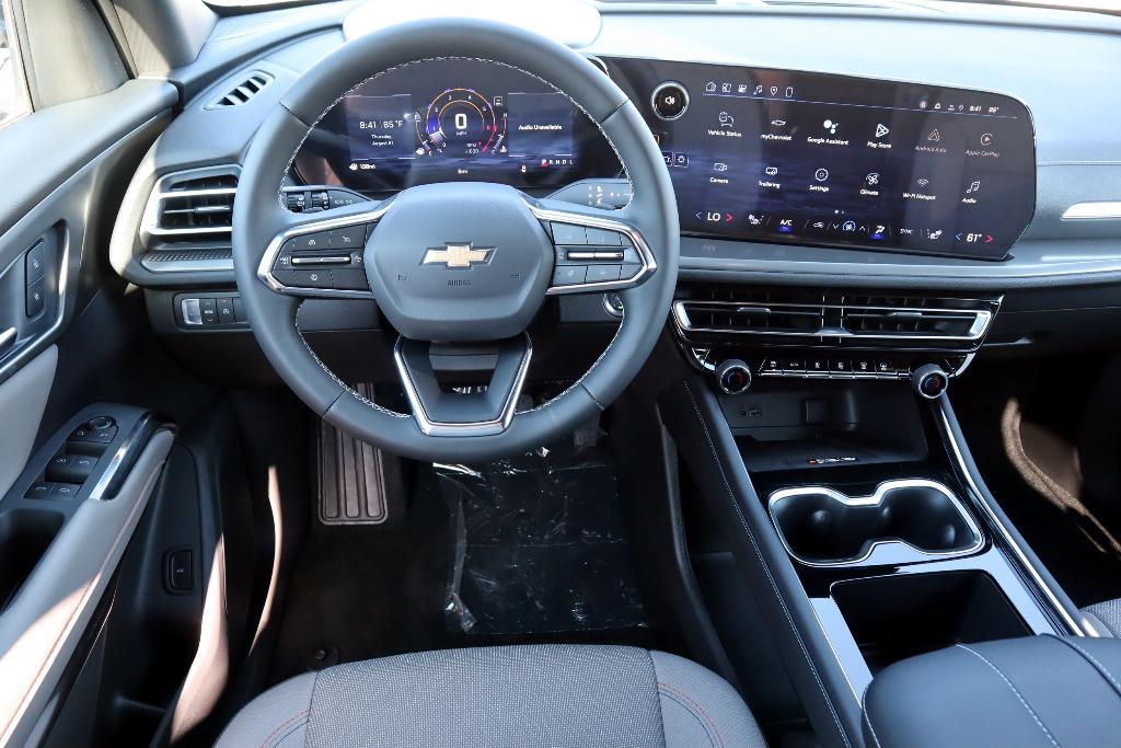 new 2026 Chevrolet Traverse car, priced at $44,215