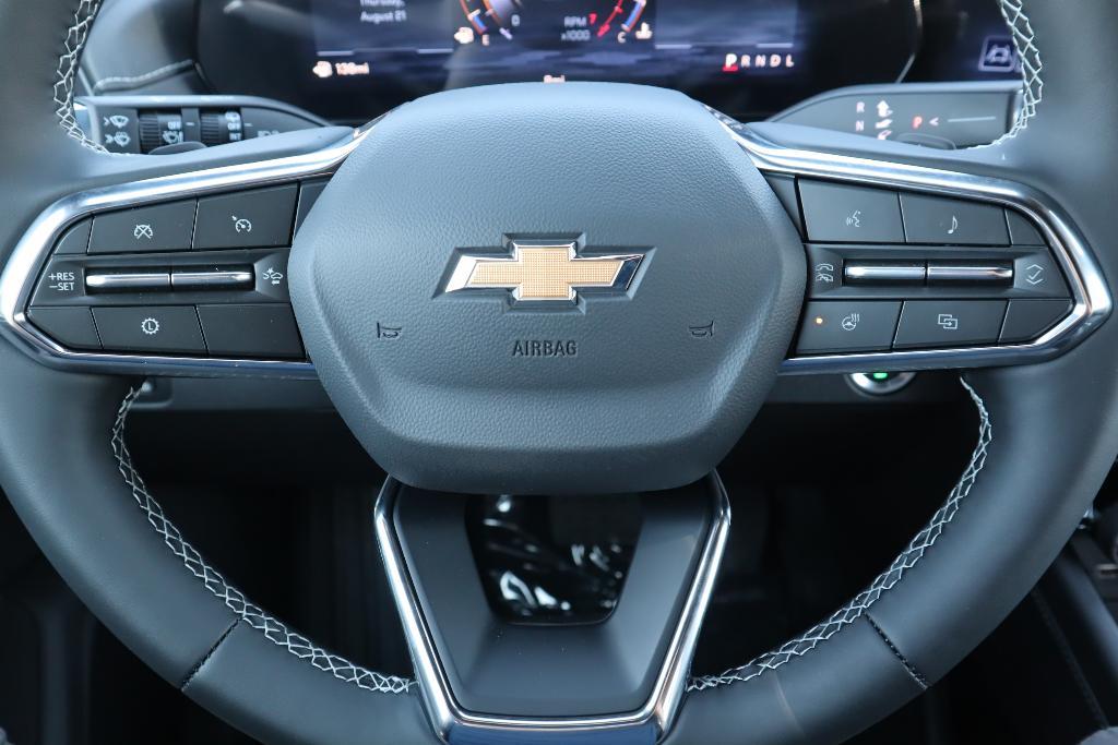 new 2026 Chevrolet Traverse car, priced at $44,215