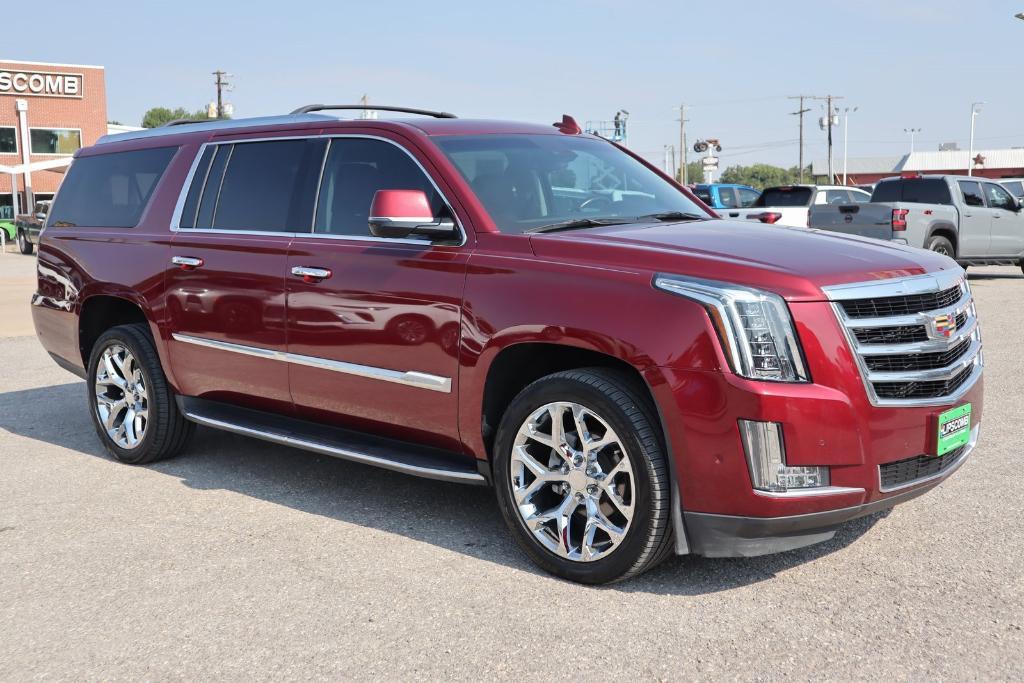 used 2017 Cadillac Escalade ESV car, priced at $25,977