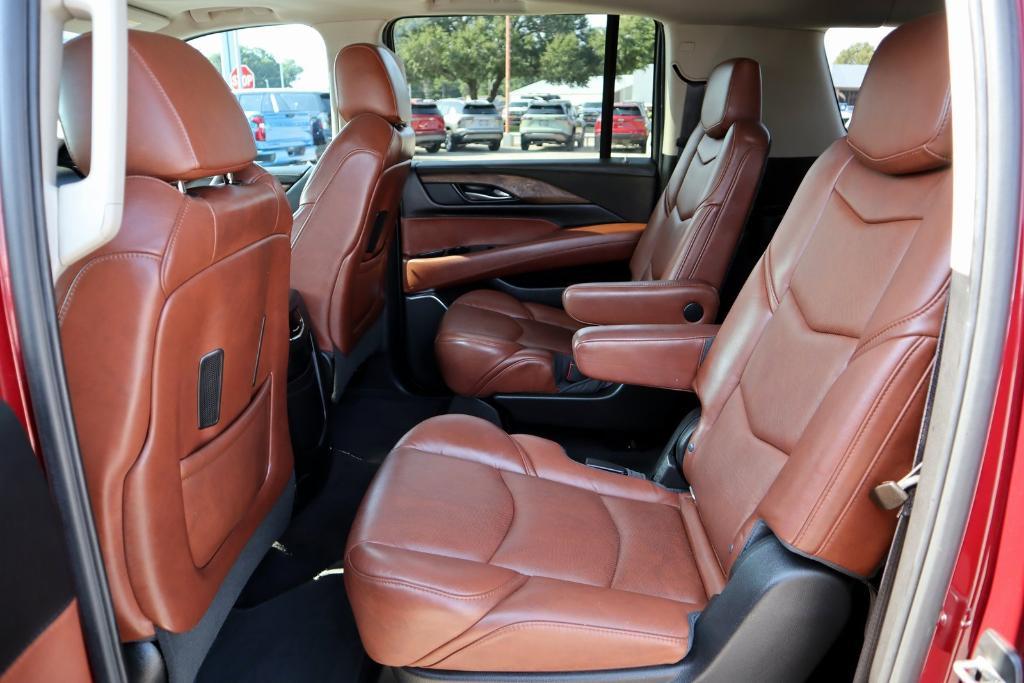 used 2017 Cadillac Escalade ESV car, priced at $25,977