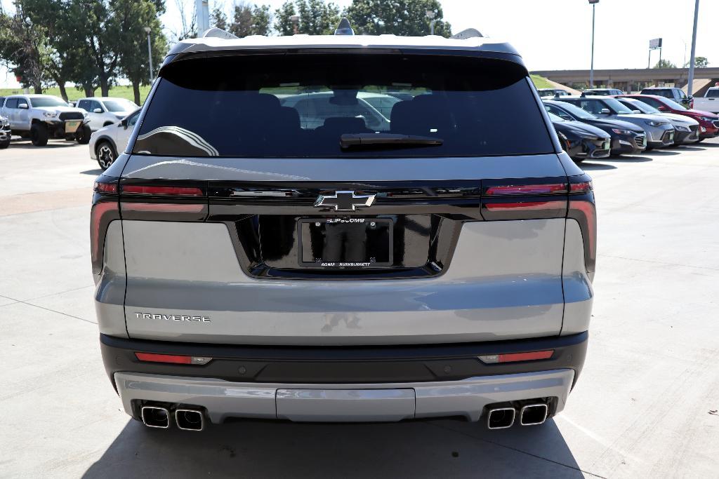 new 2025 Chevrolet Traverse car, priced at $42,350