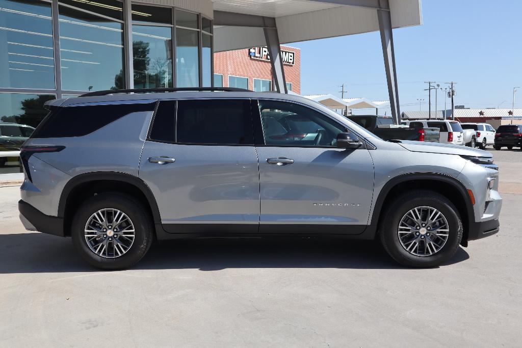 new 2025 Chevrolet Traverse car, priced at $42,350