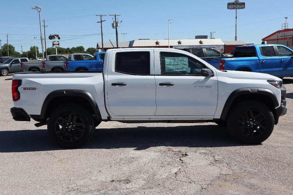 new 2025 Chevrolet Colorado car, priced at $41,020