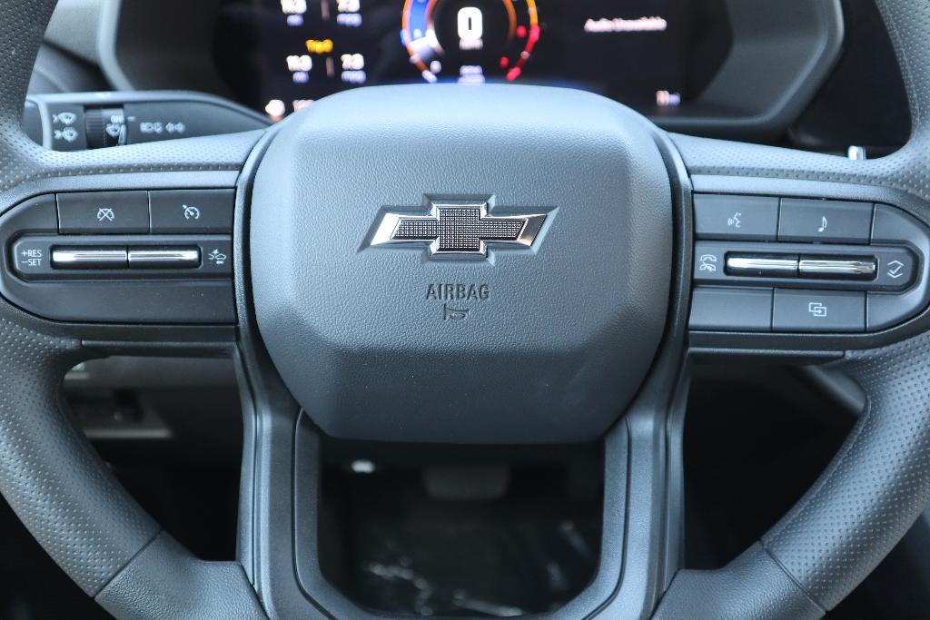 new 2025 Chevrolet Colorado car, priced at $41,020