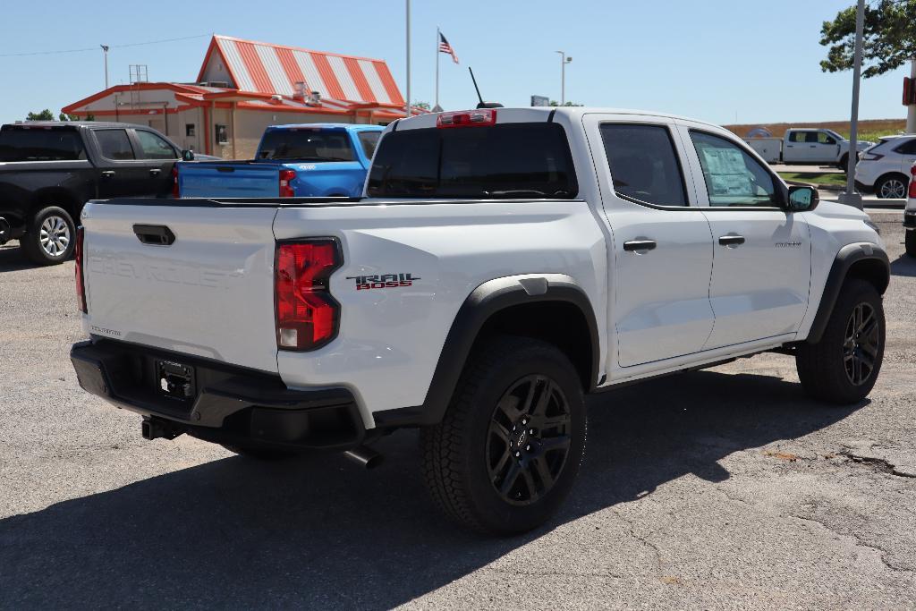 new 2025 Chevrolet Colorado car, priced at $41,020
