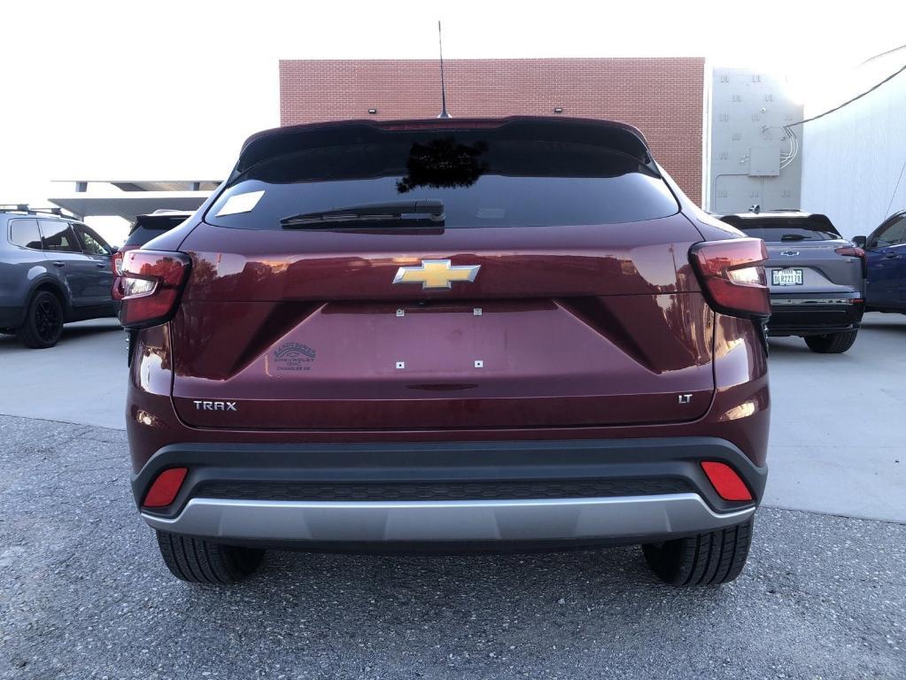 used 2024 Chevrolet Trax car