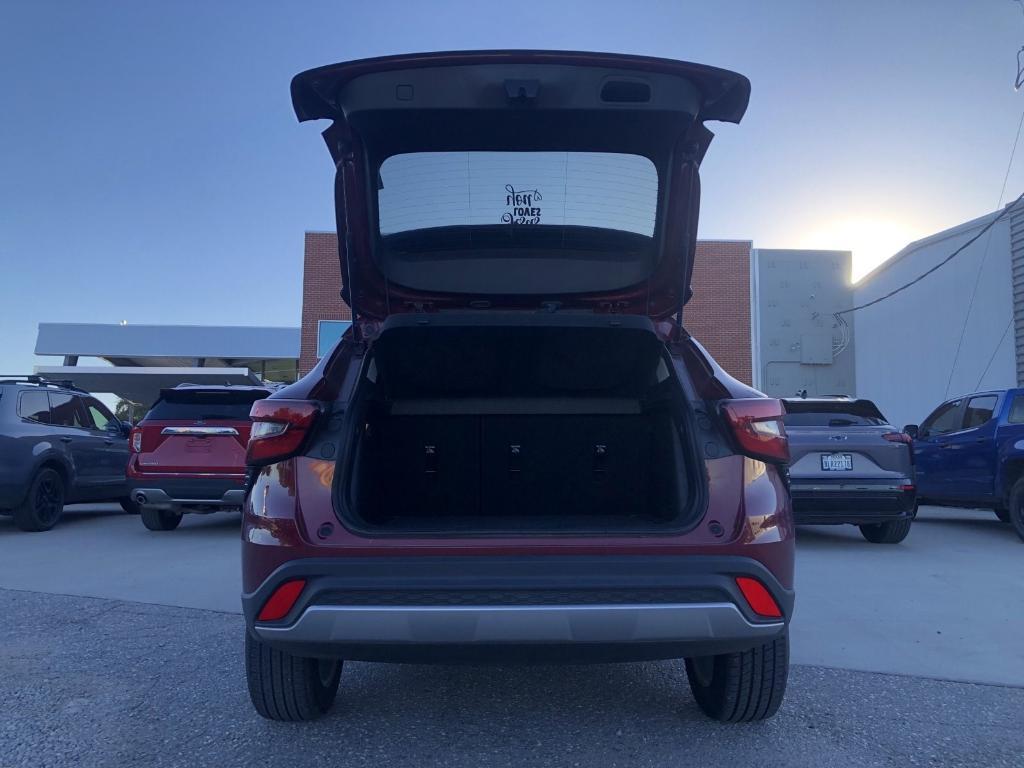 used 2024 Chevrolet Trax car