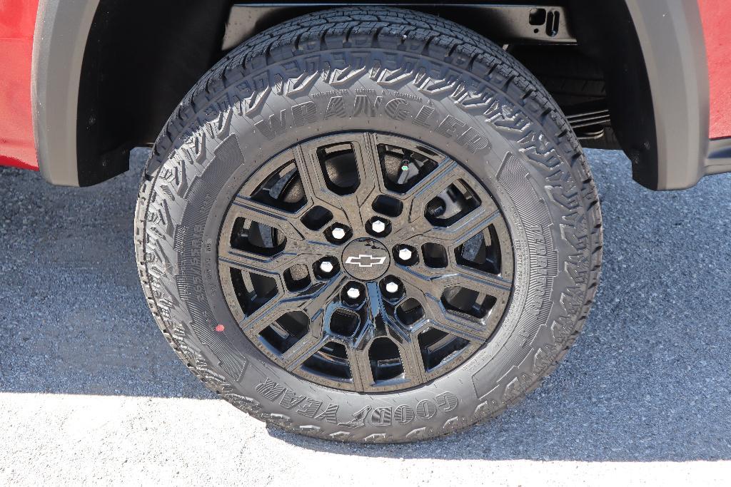 new 2025 Chevrolet Colorado car, priced at $43,465