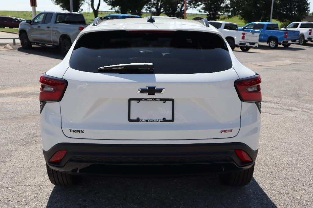 new 2025 Chevrolet Trax car, priced at $26,690
