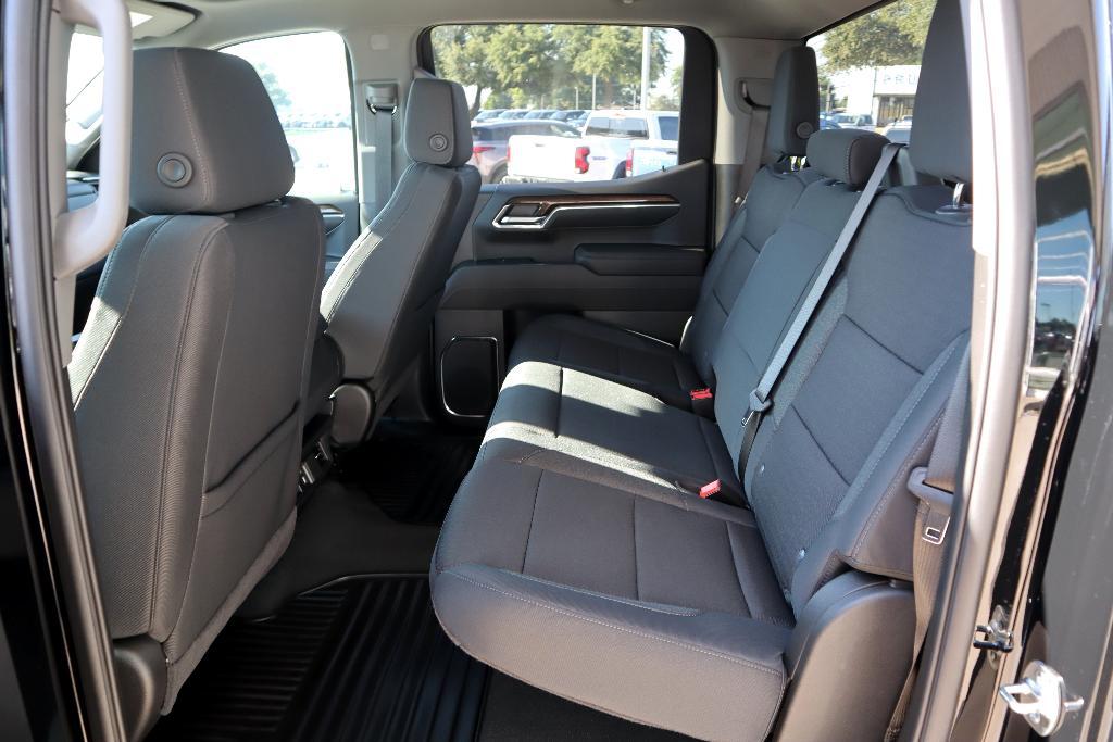 new 2025 Chevrolet Silverado 1500 car, priced at $45,740