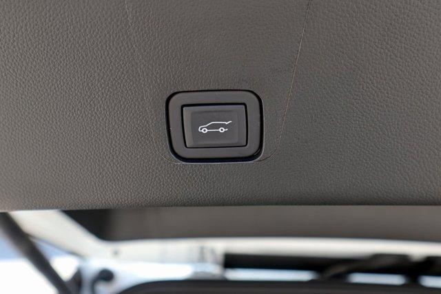 used 2023 Chevrolet Traverse car, priced at $35,477
