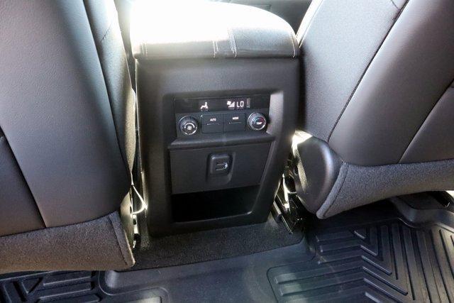 used 2023 Chevrolet Traverse car, priced at $35,477