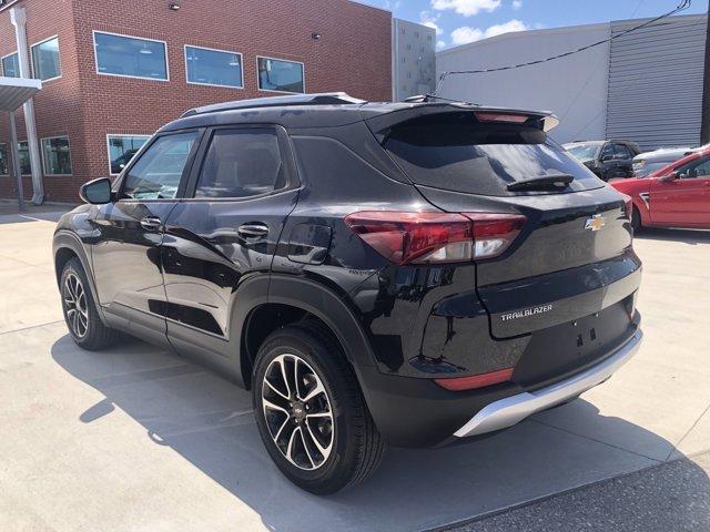 used 2025 Chevrolet TrailBlazer car, priced at $26,977