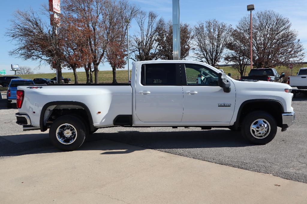 new 2025 Chevrolet Silverado 3500 car, priced at $77,325