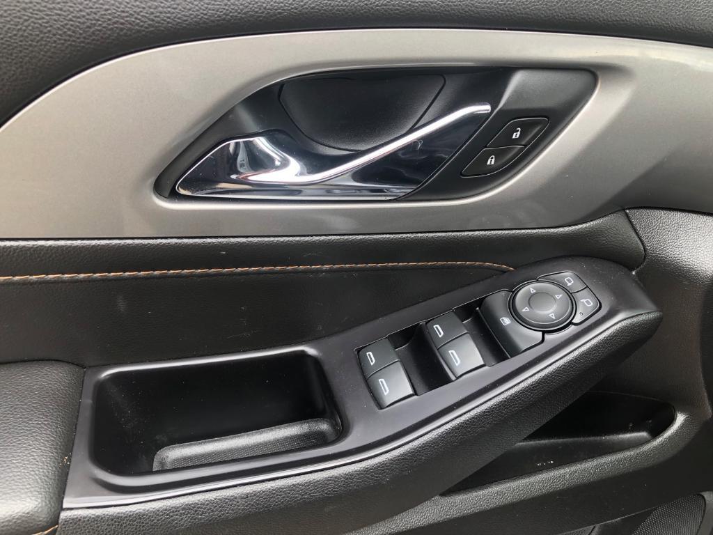 used 2020 Chevrolet Traverse car, priced at $25,977