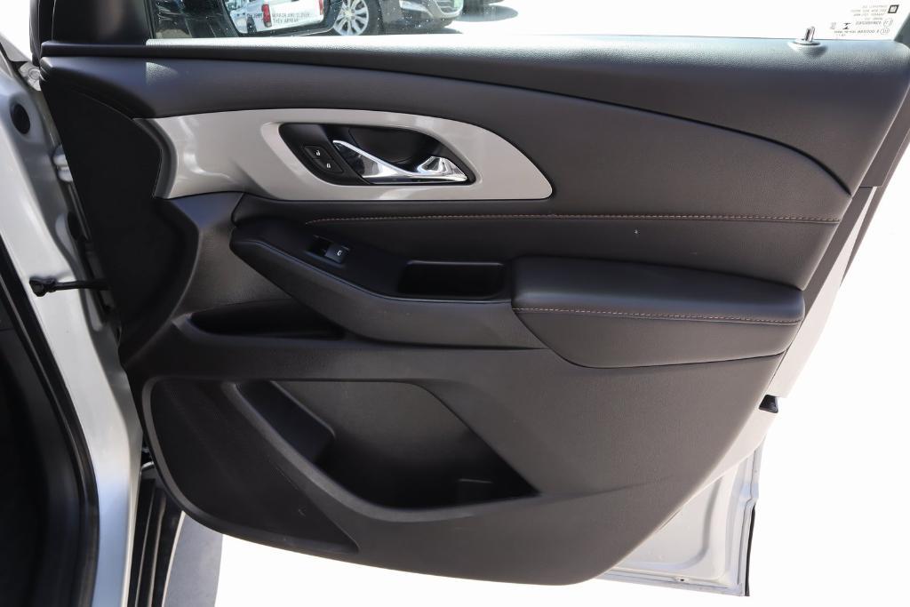 used 2020 Chevrolet Traverse car, priced at $21,977