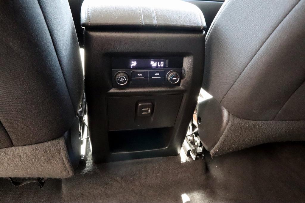 used 2020 Chevrolet Traverse car, priced at $21,977
