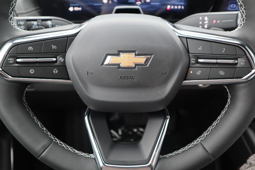 new 2026 Chevrolet Traverse car, priced at $57,290