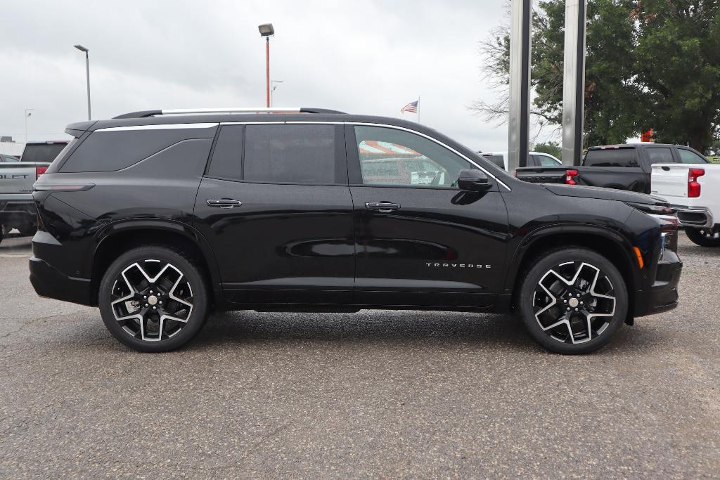 new 2026 Chevrolet Traverse car, priced at $57,290
