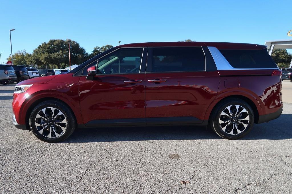 used 2024 Kia Carnival car, priced at $37,977