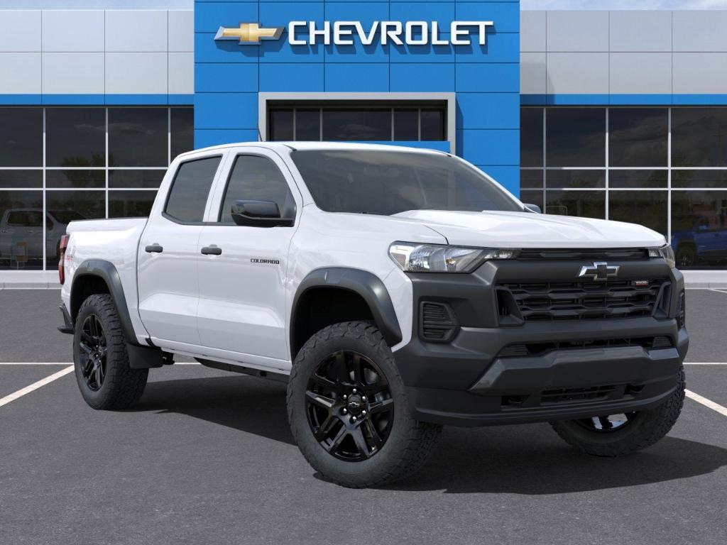 new 2025 Chevrolet Colorado car, priced at $42,015