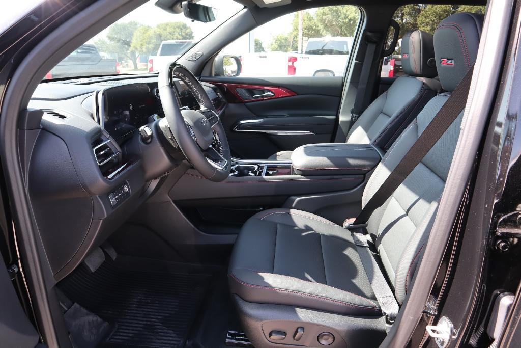 new 2025 Chevrolet Traverse car, priced at $56,070