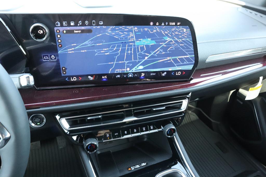 new 2025 Chevrolet Traverse car, priced at $56,070