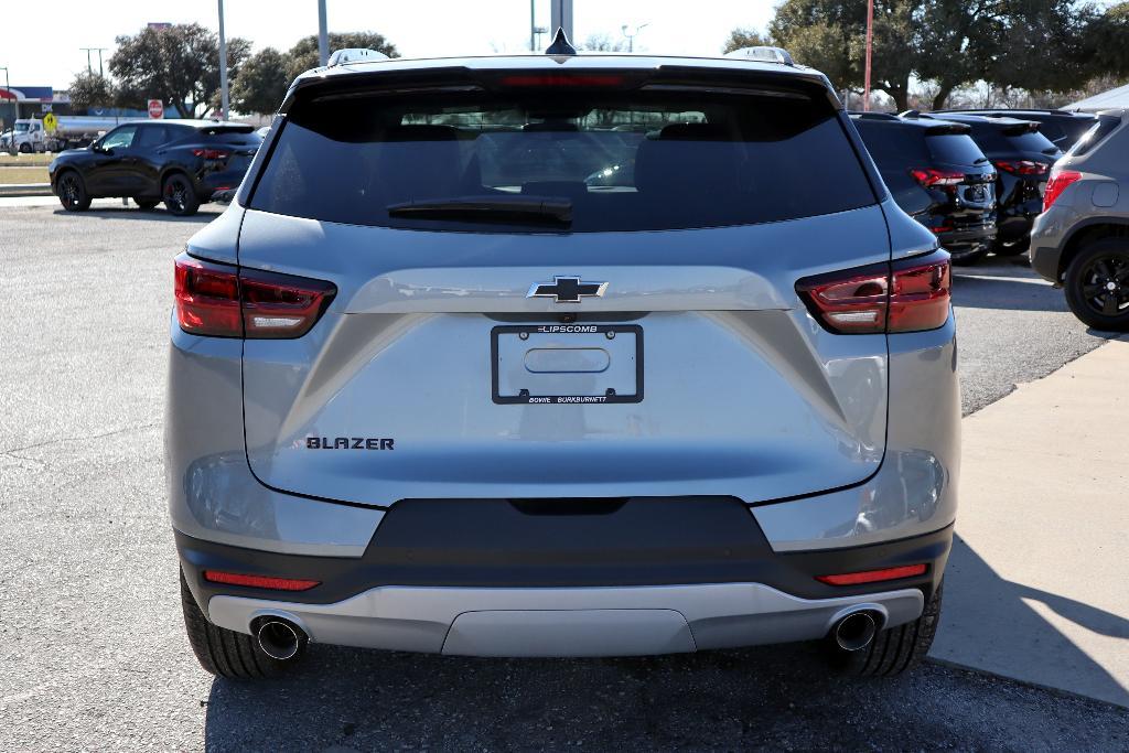 new 2025 Chevrolet Blazer car, priced at $39,155