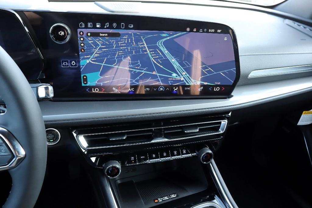 new 2025 Chevrolet Traverse car, priced at $49,915
