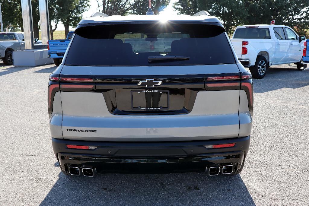 new 2025 Chevrolet Traverse car, priced at $49,915