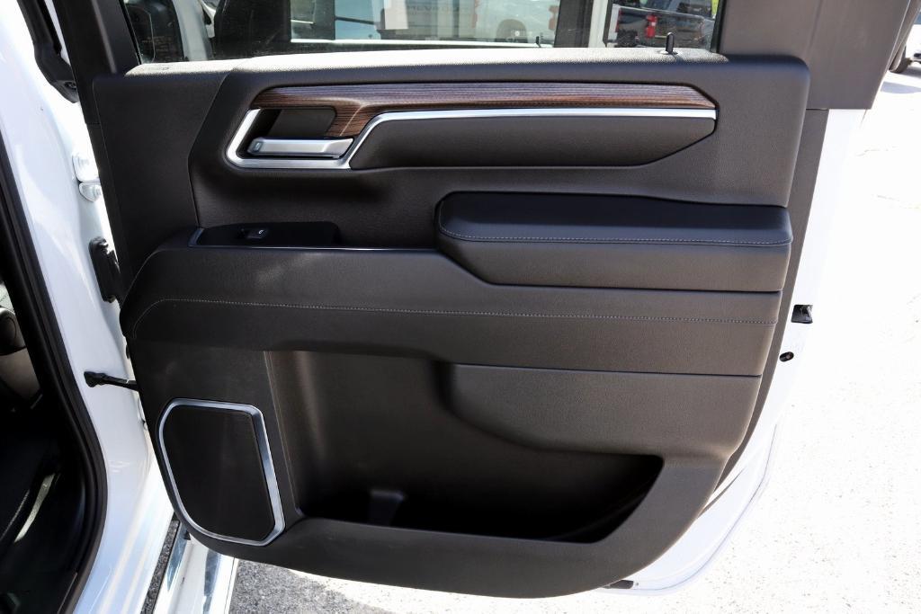 used 2024 Chevrolet Silverado 2500 car, priced at $55,977