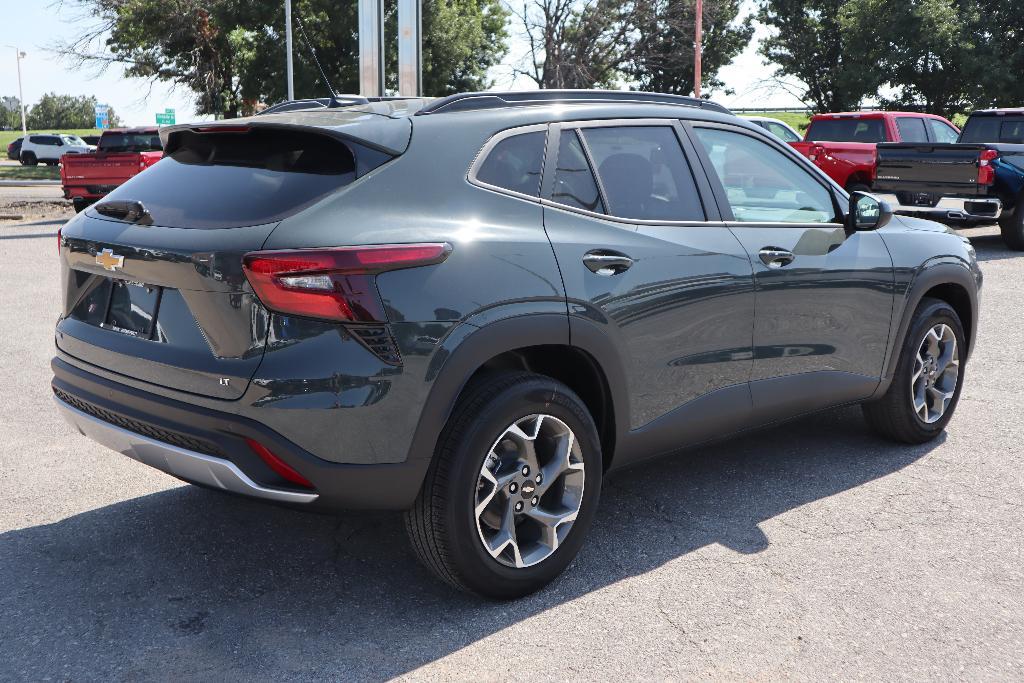 new 2025 Chevrolet Trax car, priced at $25,750