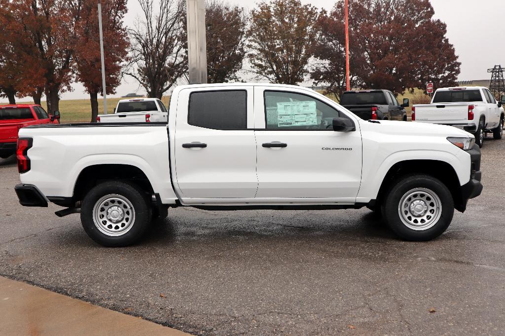 new 2025 Chevrolet Colorado car, priced at $30,495