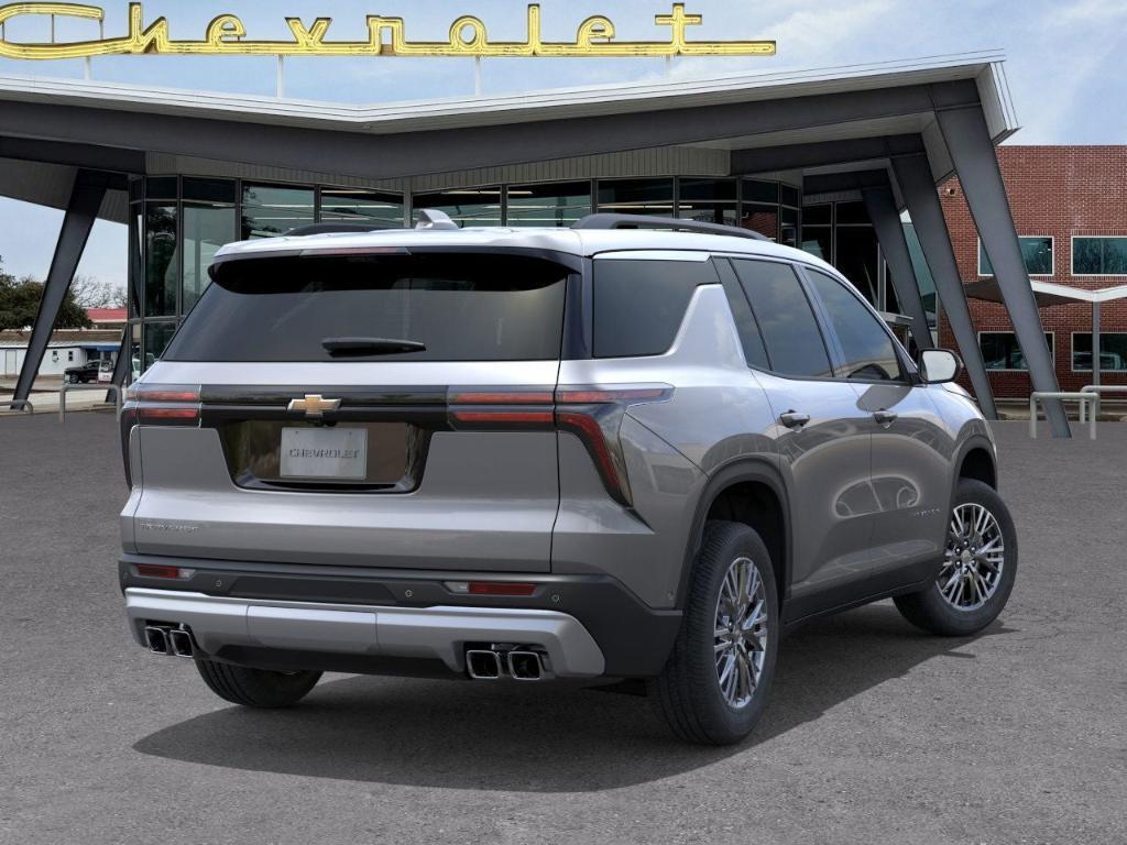 new 2026 Chevrolet Traverse car, priced at $44,215