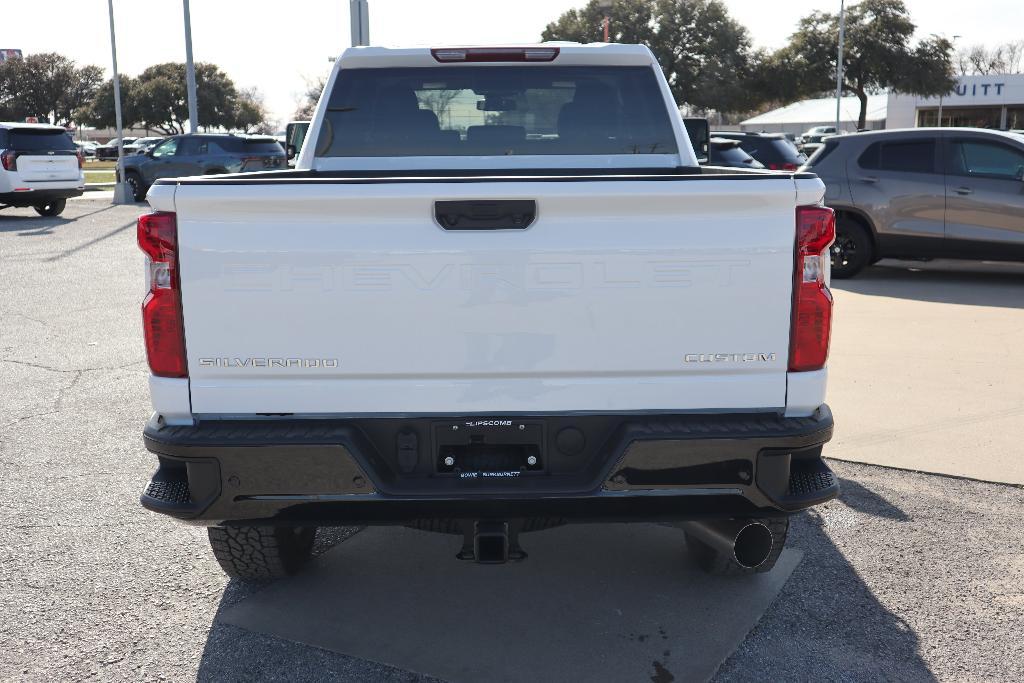 new 2025 Chevrolet Silverado 2500 car, priced at $63,590