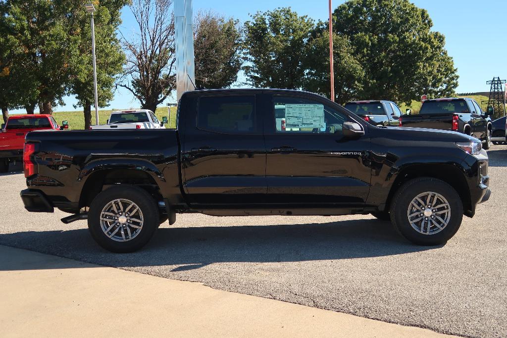 new 2024 Chevrolet Colorado car, priced at $35,610