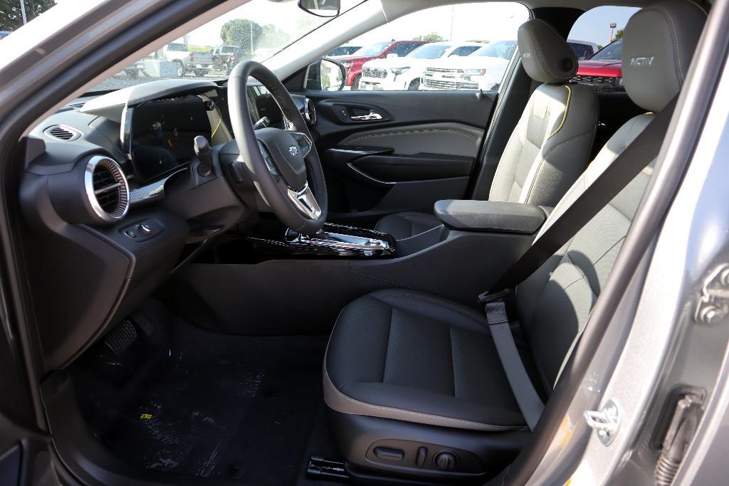 new 2025 Chevrolet Trax car, priced at $26,690