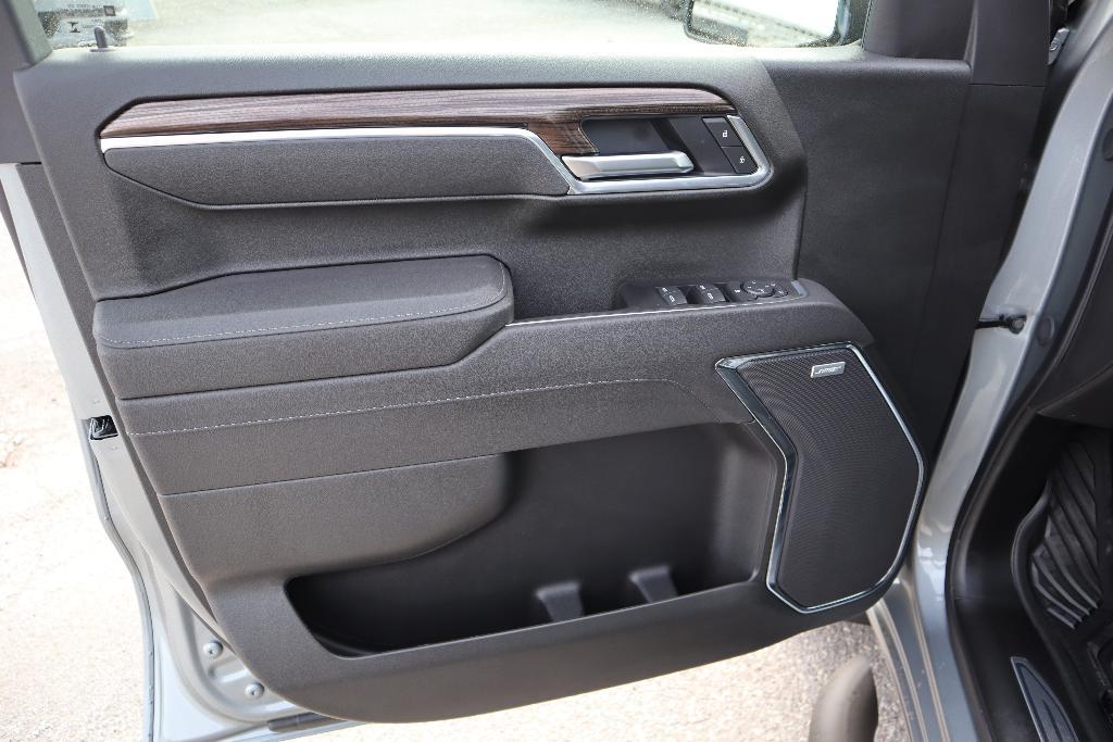 new 2025 Chevrolet Silverado 1500 car, priced at $61,670