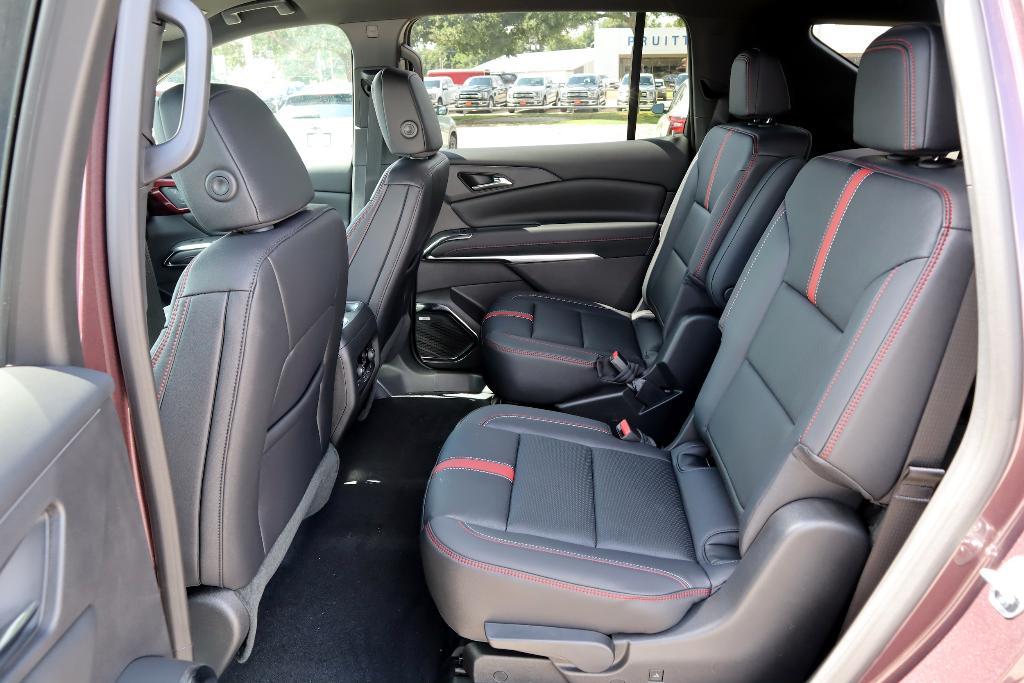 new 2026 Chevrolet Traverse car, priced at $57,295